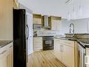 8624 175 Avenue, Edmonton, AB  - Indoor Photo Showing Kitchen With Upgraded Kitchen 