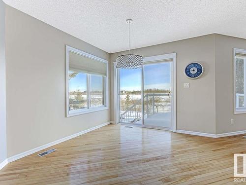 8624 175 Avenue, Edmonton, AB - Indoor Photo Showing Other Room