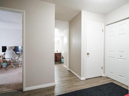 204 10615 110 Street, Edmonton, AB - Indoor Photo Showing Other Room