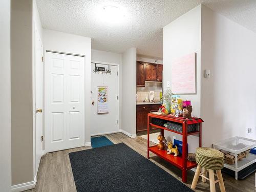 204 10615 110 Street, Edmonton, AB - Indoor Photo Showing Other Room