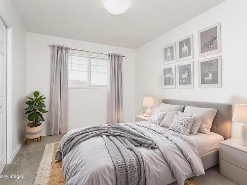 16421 134 Street, Edmonton, AB - Indoor Photo Showing Bedroom