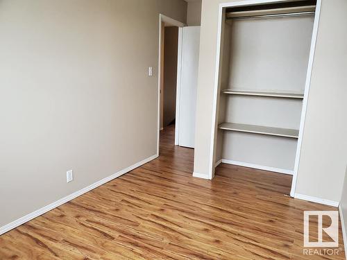 5014 52 Avenue, Glendon, AB - Indoor Photo Showing Other Room