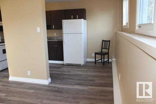 5014 52 Avenue, Glendon, AB - Indoor Photo Showing Kitchen