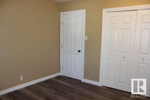 5014 52 Avenue, Glendon, AB - Indoor Photo Showing Other Room