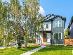 11232 48 Avenue  Edmonton, AB T6H 0C7