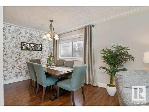 10107 82 Street Nw, Edmonton, AB - Indoor Photo Showing Dining Room