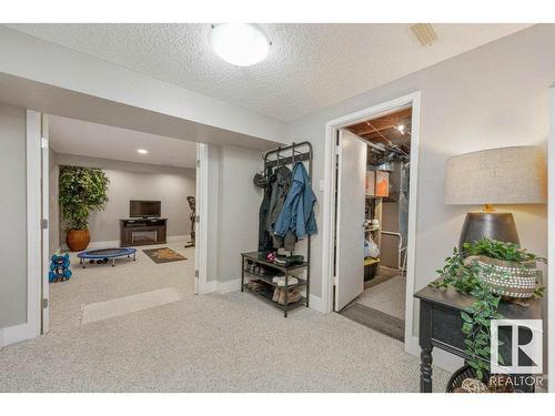 10107 82 Street Nw, Edmonton, AB - Indoor Photo Showing Other Room