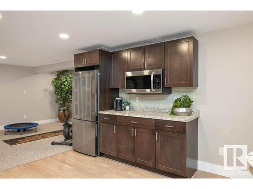 10107 82 Street Nw, Edmonton, AB - Indoor Photo Showing Kitchen