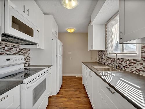 1113 62 Street, Edmonton, AB - Indoor Photo Showing Kitchen