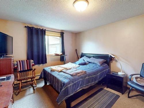 3648 117 Ave, Edmonton, AB - Indoor Photo Showing Bedroom