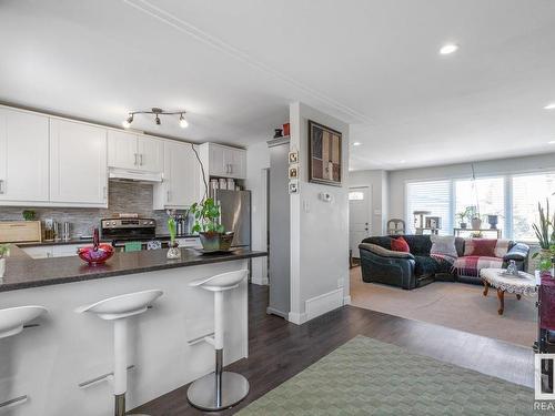 10441 79 Street, Edmonton, AB - Indoor Photo Showing Kitchen