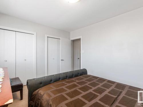 10441 79 Street, Edmonton, AB - Indoor Photo Showing Bedroom