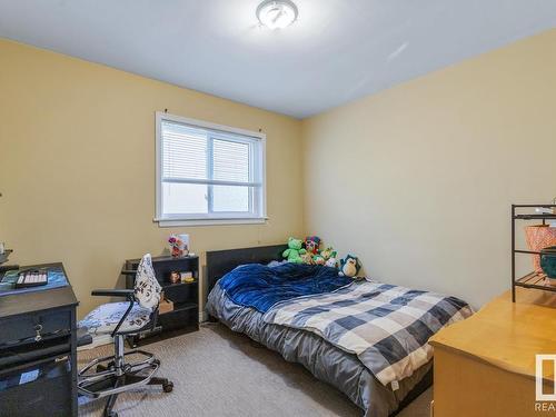 10441 79 Street, Edmonton, AB - Indoor Photo Showing Bedroom