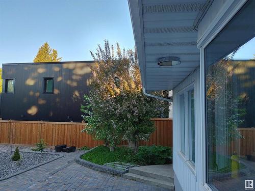 13823 90 Avenue, Edmonton, AB - Outdoor