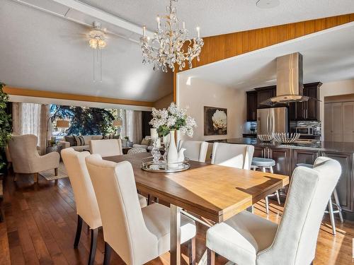 13823 90 Avenue, Edmonton, AB - Indoor Photo Showing Dining Room