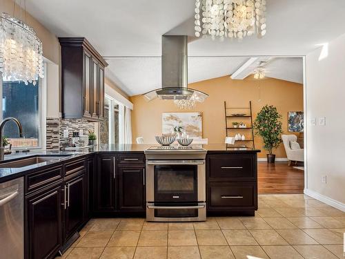 13823 90 Avenue, Edmonton, AB - Indoor Photo Showing Kitchen