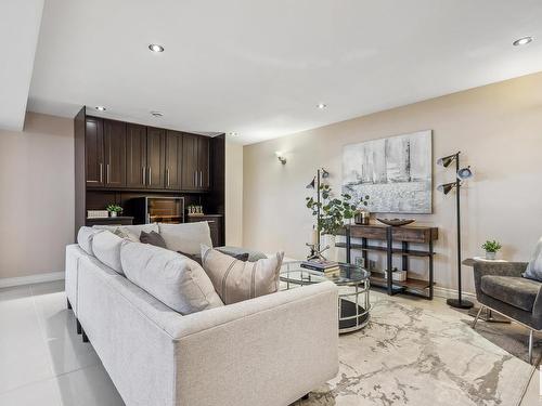 13823 90 Avenue, Edmonton, AB - Indoor Photo Showing Living Room