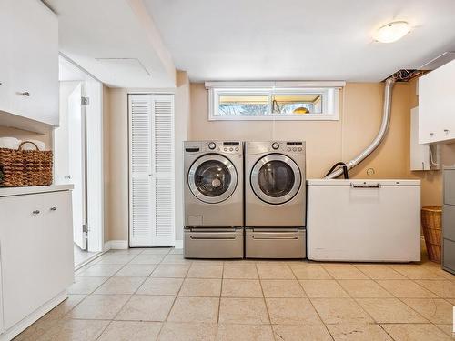 13823 90 Avenue, Edmonton, AB - Indoor Photo Showing Laundry Room