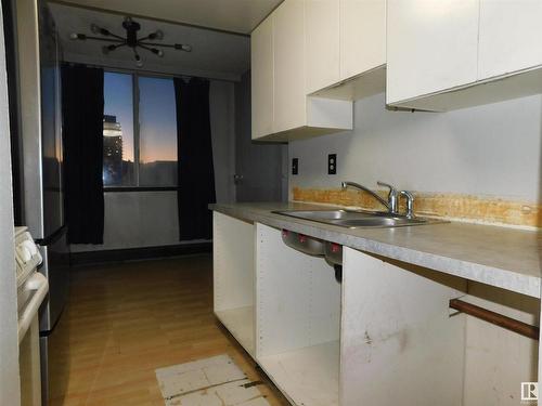 1509 9909 104 Street, Edmonton, AB - Indoor Photo Showing Kitchen With Double Sink