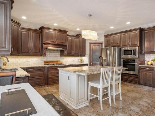 17911 110A Street, Edmonton, AB - Indoor Photo Showing Kitchen With Double Sink With Upgraded Kitchen