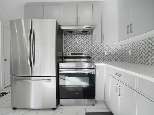 1 4020 21 Street, Edmonton, AB - Indoor Photo Showing Kitchen