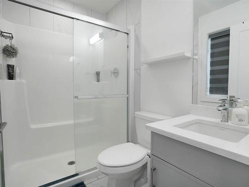 1 4020 21 Street, Edmonton, AB - Indoor Photo Showing Bathroom