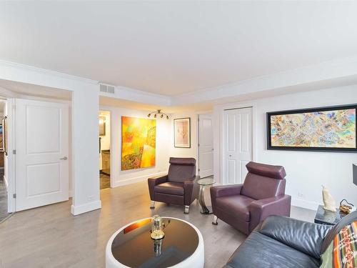 703 10010 119 Street, Edmonton, AB - Indoor Photo Showing Living Room