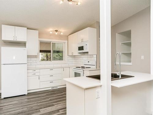 13412 94 Street, Edmonton, AB - Indoor Photo Showing Kitchen