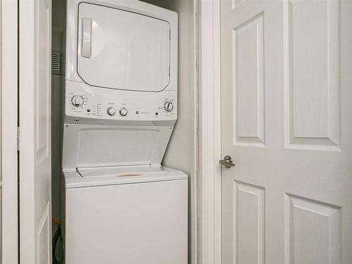 13412 94 Street, Edmonton, AB - Indoor Photo Showing Laundry Room