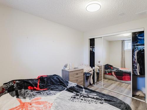 13412 94 Street, Edmonton, AB - Indoor Photo Showing Bedroom