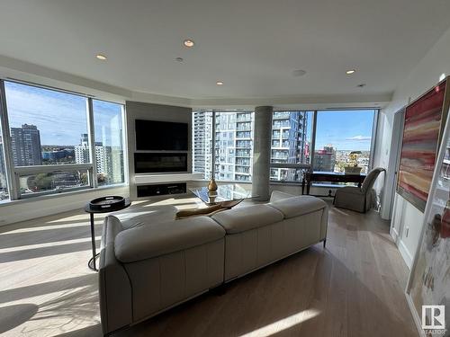 1403 11969 Jasper Avenue, Edmonton, AB - Indoor Photo Showing Living Room