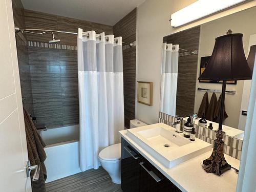 1403 11969 Jasper Avenue, Edmonton, AB - Indoor Photo Showing Bathroom