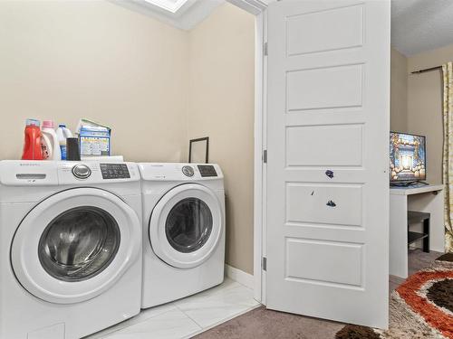 15104 31 Street Nw, Edmonton, AB - Indoor Photo Showing Laundry Room