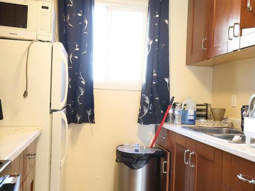 11510 139 Avenue, Edmonton, AB - Indoor Photo Showing Kitchen With Double Sink