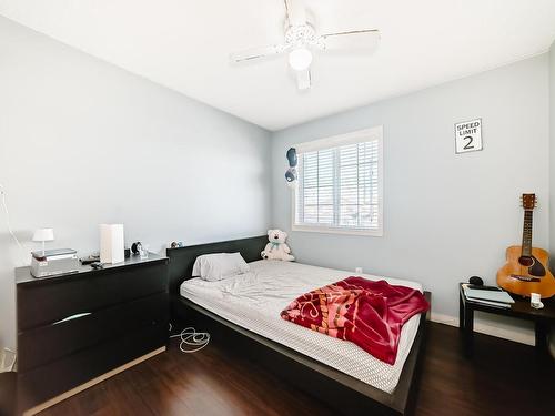 3320 20 Street, Edmonton, AB - Indoor Photo Showing Bedroom