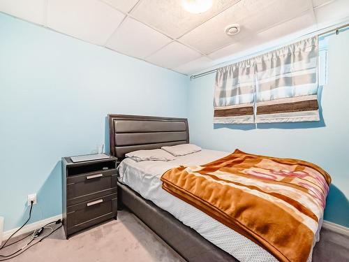 3320 20 Street, Edmonton, AB - Indoor Photo Showing Bedroom