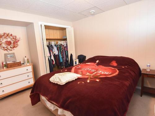 15015 72 Street, Edmonton, AB - Indoor Photo Showing Bedroom