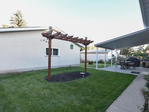 15015 72 Street, Edmonton, AB - Outdoor