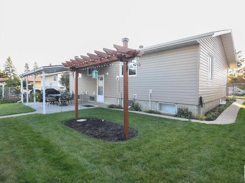 15015 72 Street, Edmonton, AB - Outdoor