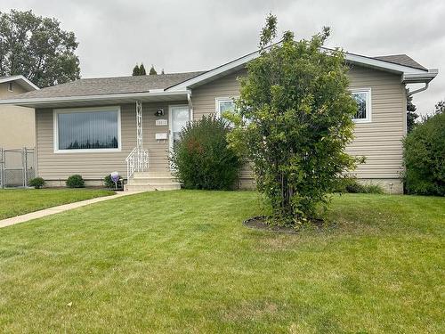 15015 72 Street, Edmonton, AB - Outdoor