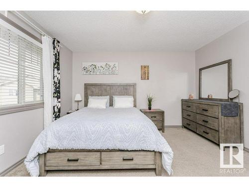 21 735 85 Street, Edmonton, AB - Indoor Photo Showing Bedroom