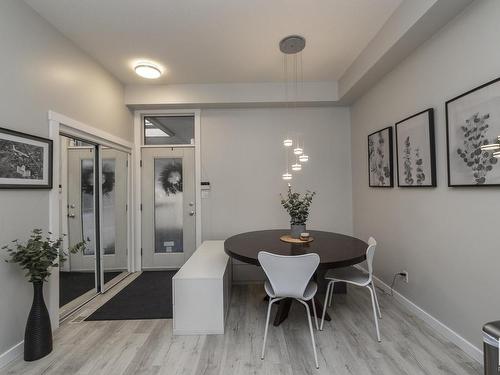 314 9804 101 Street Nw, Edmonton, AB - Indoor Photo Showing Dining Room