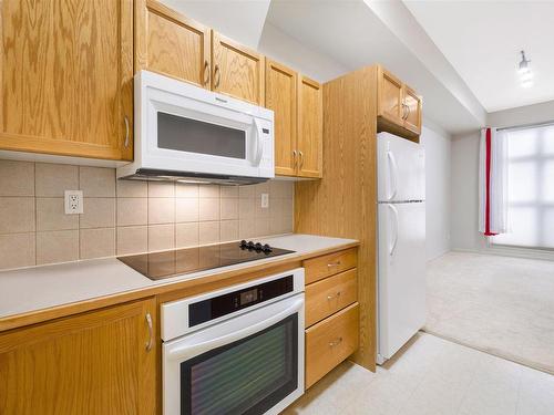 129 10407 122 Street, Edmonton, AB - Indoor Photo Showing Kitchen