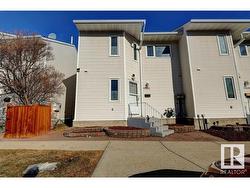 17431 92 Avenue  Edmonton, AB T5T 3W6