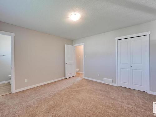 7408 149A Avenue, Edmonton, AB - Indoor Photo Showing Other Room