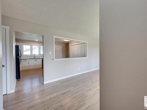 7408 149A Avenue, Edmonton, AB - Indoor Photo Showing Other Room