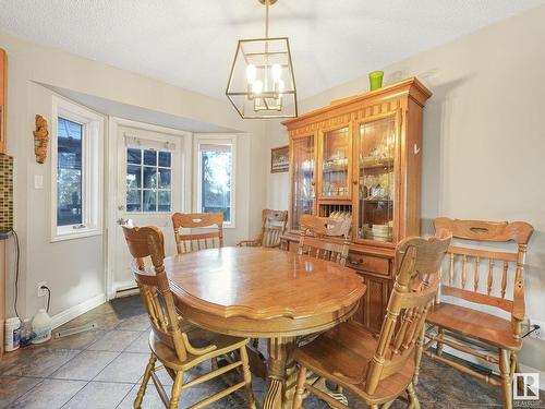 2623 35 Street, Edmonton, AB - Indoor Photo Showing Dining Room