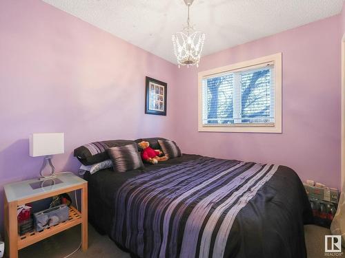 2623 35 Street, Edmonton, AB - Indoor Photo Showing Bedroom