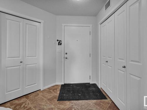 #109 5390 Chappelle Rd, Edmonton, AB - Indoor Photo Showing Other Room