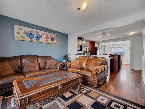 14 3751 12 Street, Edmonton, AB - Indoor Photo Showing Living Room